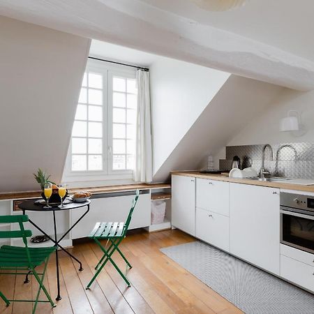 Hotel De Ville - Marais City Apartment Paris Bagian luar foto